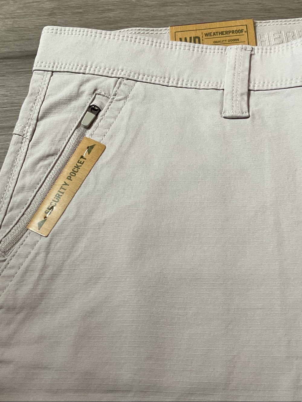 Weatherproof Men’s Utility Cargo Shorts — Cream - Picture 3 of 4